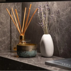 categorie-decors-accessoires-decoration-interieur-vase-batonnet-parfum-style-moderne-famiadeco-casablanca-maroc